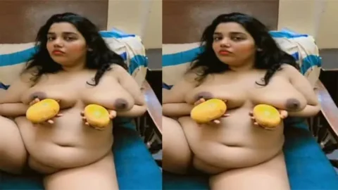 Milking Huge Boobs Bhabhi With Ripened Mangos In Hands