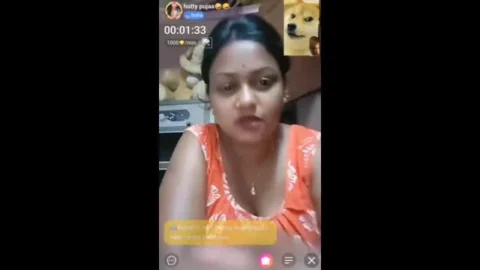 Bengali Boudi Shows Off Her Dark Nipples and Pussy in a B...