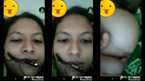 Beautiful Bengali College Girlfriend Showing Hot Boobs a...