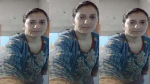 Hot Desi Milf Remove Clothes Showing
