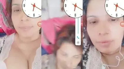 Horny Gf Pussy Fingering On Vc