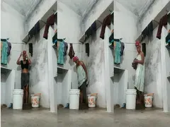 Village Bhabhi After Bath Changing Dress Secretly Recorded In Hidden Cam