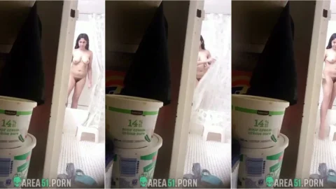 Sexy Girl Bathing Secretly Recorded in Hidden Cam