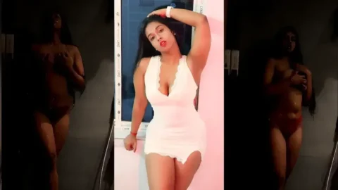 Superhot Model Ipsita Hajra Nude Bath MMS With Big Boobs and Nip Slip Video MMS