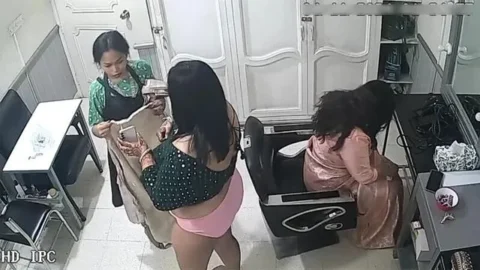 Busty Rich Bhabhi's On Parlor Nude Captured In CCTV