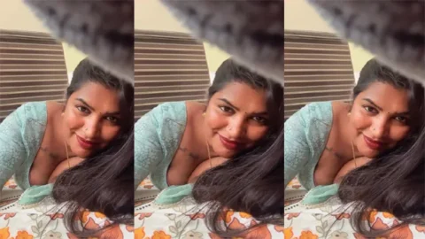 Mallu Makeup Artist Reshma - Insta Exclusive Boob Live