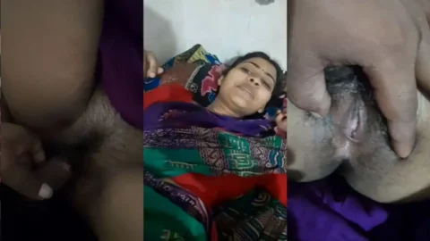 Bhojpuri bhabhi sex tape, Hairy chut me padosi ka lund liya