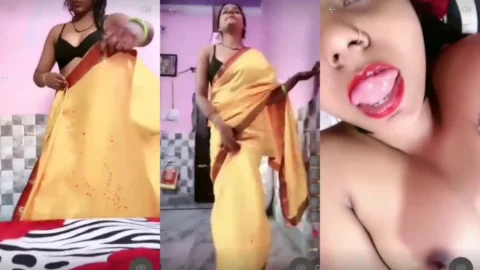 Slim Indian Babe Stripping Saree and Spreading Her Wet Pussy for You Video MMS