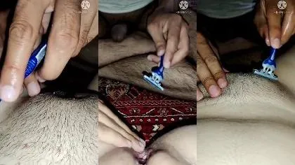 Husband Clean Her Wife Pussy Hair