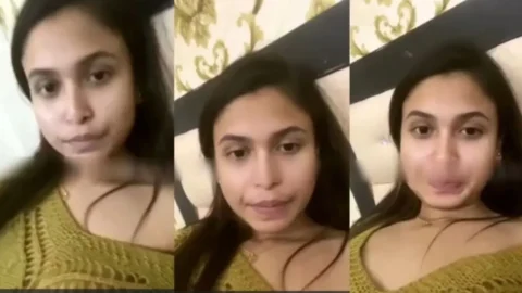 College Girl Sneha Apni Big Boobs Dikhati Hui Maje Mein