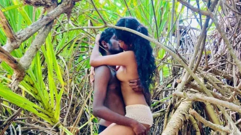 Tamil SL Girl Public - Fucking Near Beach