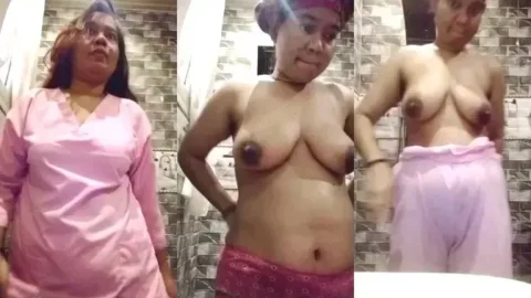 Bathroom MMS of Horny Desi GF Fingering Her Wet Pussy and Big Boobs Video MMS
