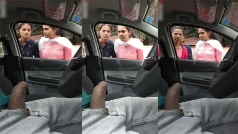Daring Guy Flash Dick Infront Of College Girls