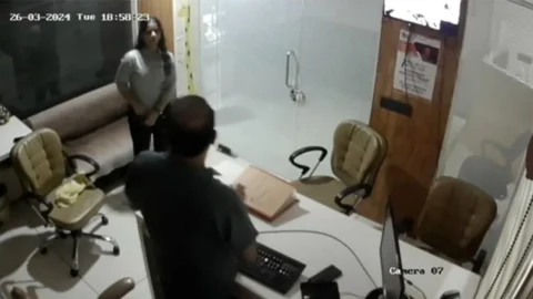 Secretary Fucked by Manager in Office CCTV Cam 2