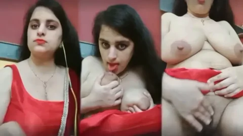 Desi Bhabhi Licks Her Own Big Boobs Then Rubs Her Wet Pussy in Viral MMS Video MMS