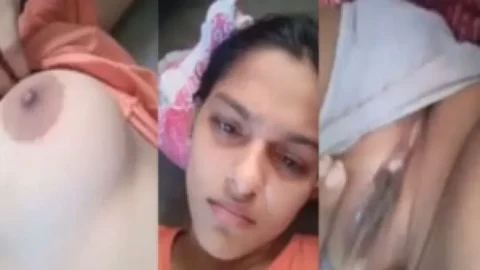 Cute Indian college babe showing boobs and pussy Desi Porn MMS
