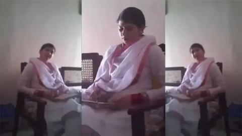 Punjabi Teacher Ki Garam Chupa Rustam MMS Video Viral MMS Porn