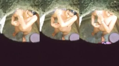 Leaked Hidden Cam of Desi Bhabhi Washing Her Massive Boobs and Nude Body Video MMS