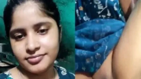 Cute village housewife strips nighty and shows nude body Desi Porn MMS