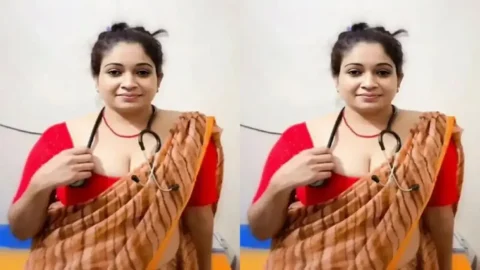 Mature Doctor Ki Garmi Bhari Chhup Chhup Romance Viral MMS Porn