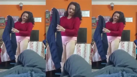 Desi mom sexy chudai video son ke saath private moment leaked MMS Porn