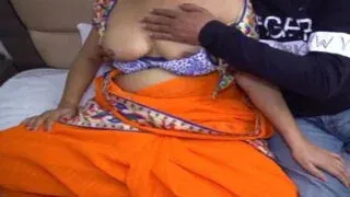 Chubby Dehati Bhabhi Aur Malik Ka Garam Raat Ka Secret MMS Porn
