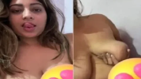 Huge boobs bhabhi Fariha viral video call sex Desi Porn MMS