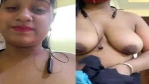 Gorgeous Stripchat Indian girl nude private show Desi Porn MMS