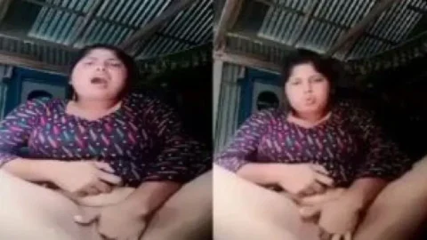 Bangla naked Boudi fingering fat pussy viral show Desi Porn MMS