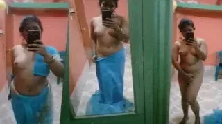 Desi Girl Secret Hot Saree Strip Tease Selfie Romance MMS Porn