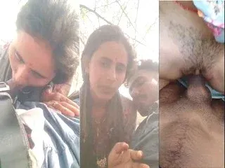 Desi Bhabhi Sucking Cock and Getting Fucked Hard in Leaked Car Sex Video MMS