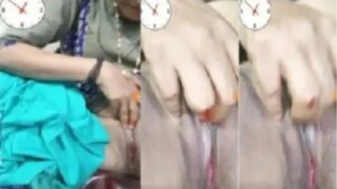 Bhabhi sex pussy needs fuck with secret lover Desi Porn MMS