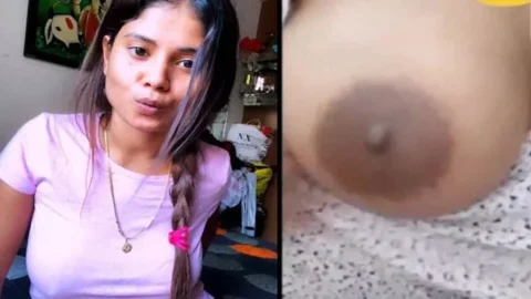 Desi Video Call Boobs Show Of Cute GF Viral MMS Desi Porn MMS