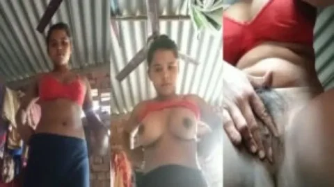 Cute Desi girl shows her boobs and pussy Desi Porn MMS