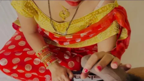 Shaadi Ki honeymoon first night young 18 wife Indian first night Desi Porn MMS
