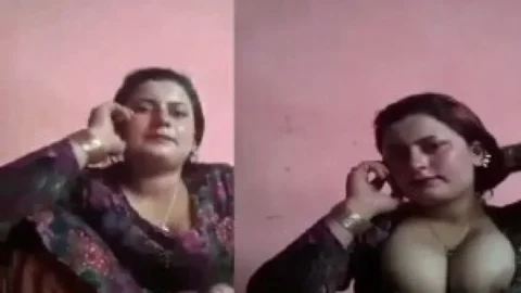 Pakistani bhabhi sex on call showing big boobs Desi Porn MMS