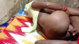 Bhojpuri gaon ki aunty ka secret hot XXX romance video MMS Porn