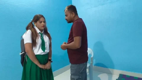 18 years virgin school girl fucked by her boyfriend Desi Porn MMS