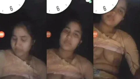Horny Desi Aunty Squeezes Her Massive Milky Boobs For You Video MMS