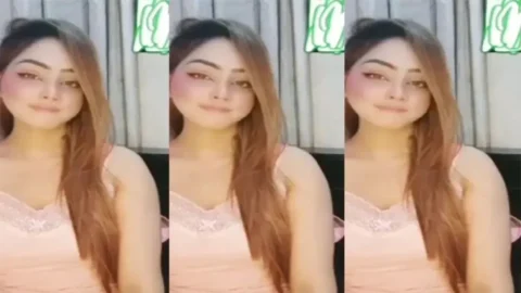 Desi Didis Secret Hot Shaved Booty Flash Gone Wild MMS Porn
