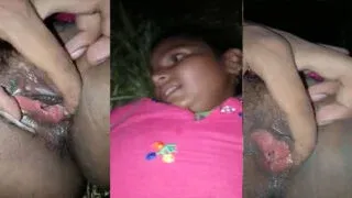 Desi village girls secret outdoor night adventure with hot fingering MMS Porn