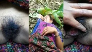 Desi village girls secret outdoor romance in the wild MMS Porn