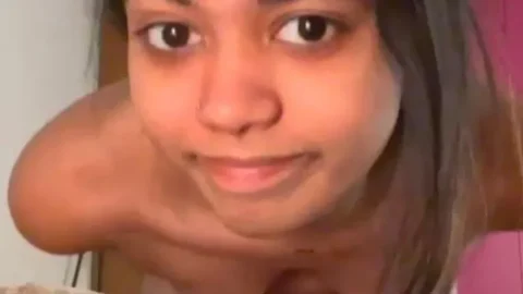 Beautiful Desi gf record herself HD Porn