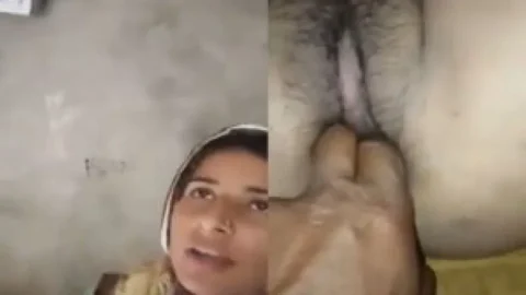 Incest bhabhi pussy fingering and blowjob Desi Porn MMS