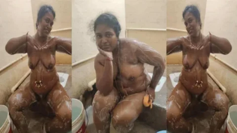 Tamil Chubby Aunty Pussy Showing Desi Porn MMS