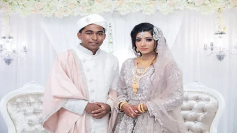 Happy Couple Honeymoon viral video Desi Porn MMS