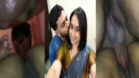 Telugu OYO Mummy Ke Private Sex Ka Hot Viral Video MMS Porn