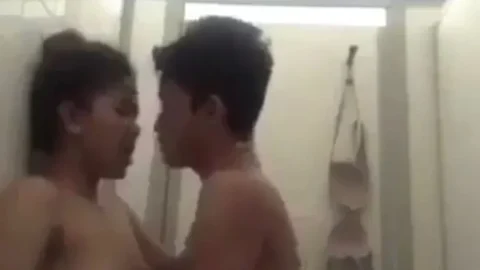 Young lover fucked in bathroom HD Porn