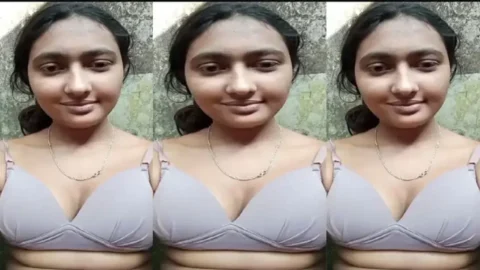 Desi Girls Secret Hot Ass Play Caught on Camera MMS Porn