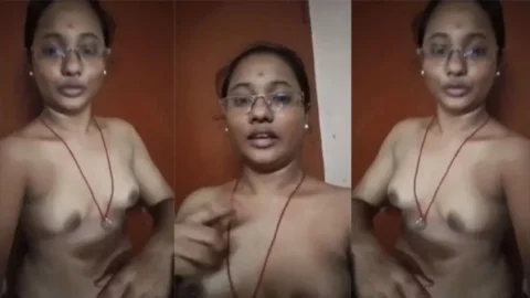 Hot Young Aunty Making Video And Saying I Love You Desi Porn MMS